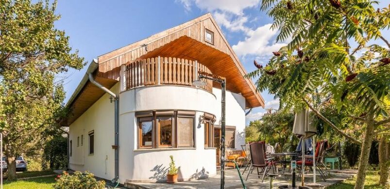 Csodás vízparti ház Hegyeshalmon!