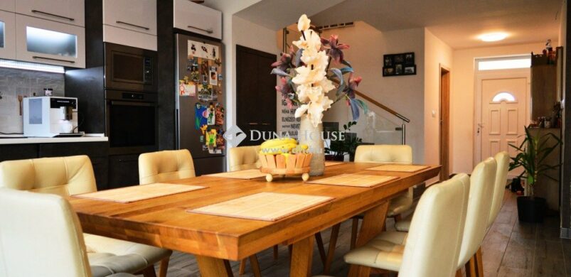 Mit kapunk 125 millióért Debrecen Hatvan utcai kert csendes zsákutcájában