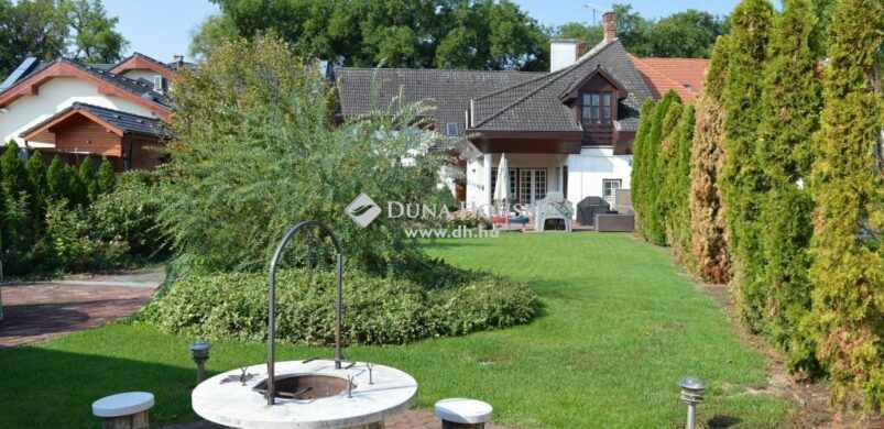 Szaunás, önálló családi ház és akár üzlethelyiség keresi új tulaját!