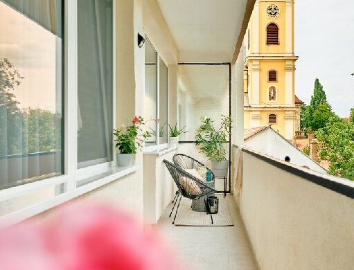 Amikor egy döbbenetes egri lakás fotói nem illusztrációk…