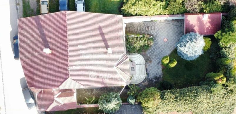 Élet 150 nm-en, Balassagyarmat központi részén: de mennyiért?