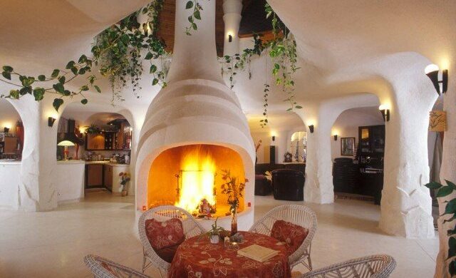 359 millió forintról velősen: 2 mondatban kínálnak egy házat Remetehegy lankáin!