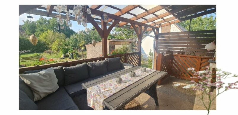 A csend ígérete Tolna kertvárosi részében