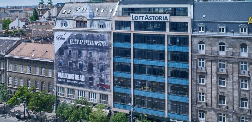 Egy 2 szobás lakás 135 millióért a Loft Astoriában