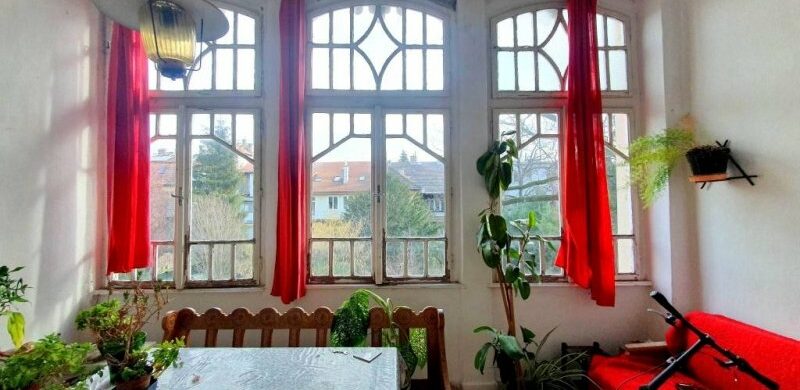 Ritka kincs: eladó egy lakás egy Medgyaszay István villaépületben!