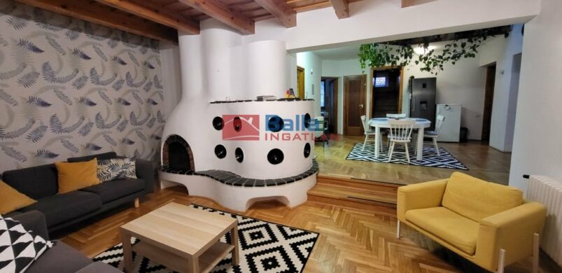 Íme a kedvenc kemencés házunk 200 és 220 millió között!