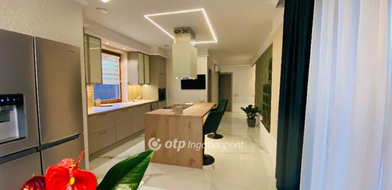 Kemencés után cserépkályhás ház?