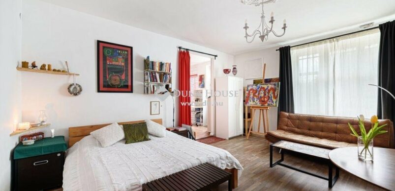 Orlay nyalánkság: ilyen, amikor működik a földszinti szoba-konyha