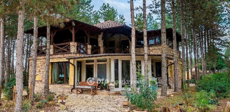 Ballószög: kint és bent is ámulunk!