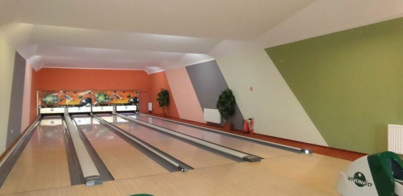 Bowling pályát is lehet ma venni Békés megyében!