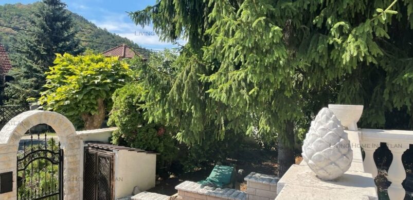 Eladó Solymáron a Györgyhegyen egy pazar otthon!