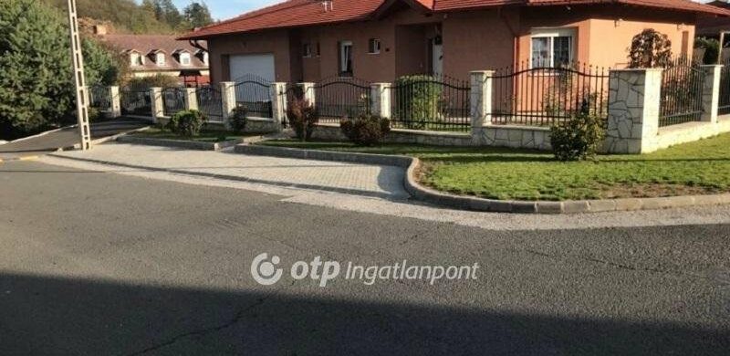 Kertvárosi és mediterrán Nógrád legdrágább háza!