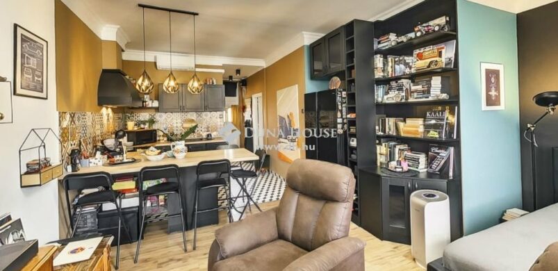 Álom lakás a Mártírok útján: mi ódákat zengenénk róla, a hirdető lényegre törő