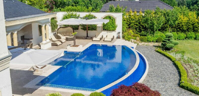  Vajon ki lakja ezt a 3,3 milliárdos szépvölgyi házat?