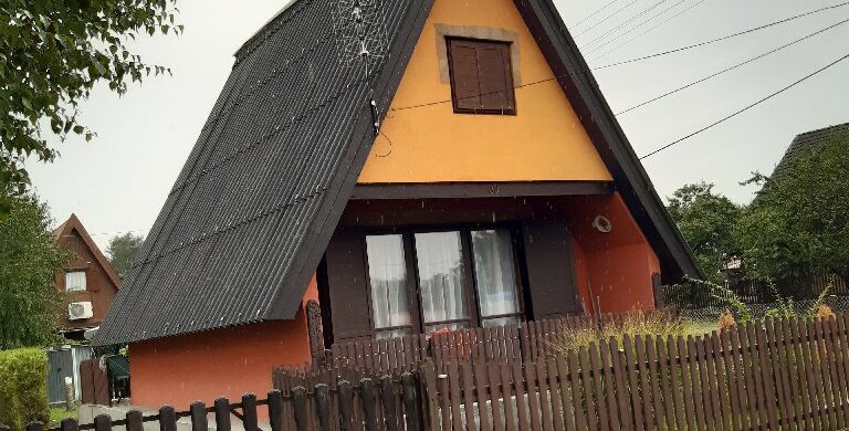 Téliesített nyaraló a Tiszavasvári Strandfürdő közelében