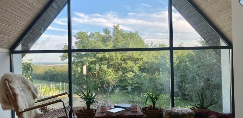 Követendő példa Szentbékkálla tájáról: na így kell hozzányúlni egy régi házhoz!