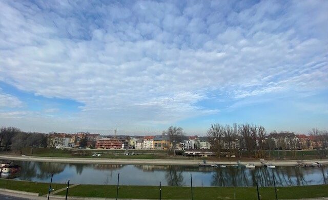 Ébredjen minden reggel a győri Duna-part látványára!