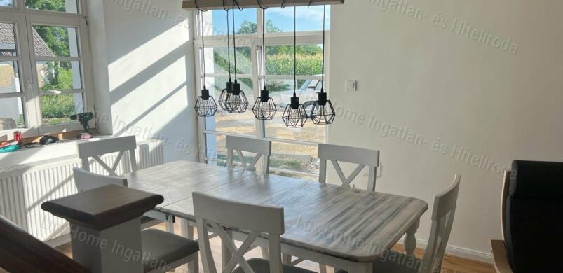 Modern provence-i stílusú ingatlan Nagykörűn