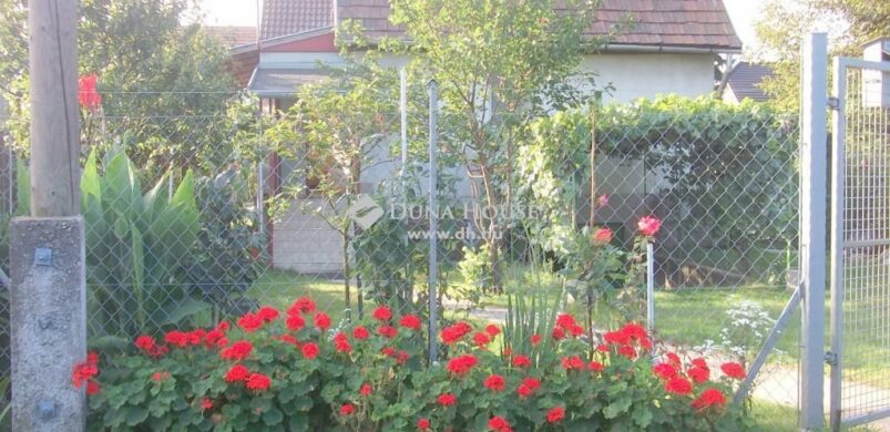 Eladó egy aprócska ház a nyugalom szigetén