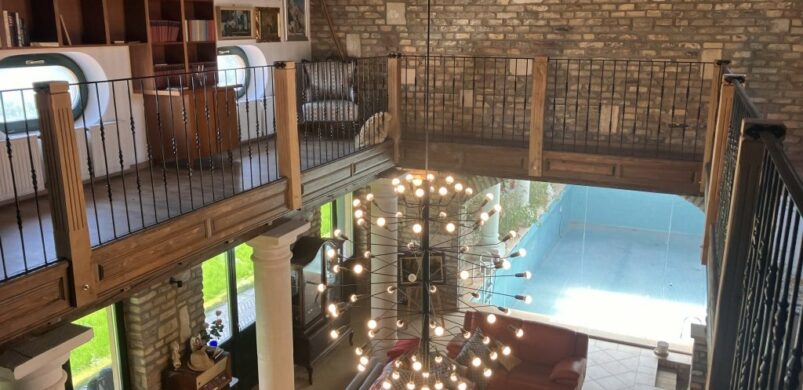 Luxus ház a természet ölelésében